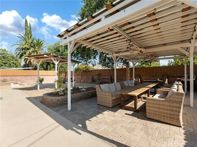 $899,000 | 19426 Blythe Street, Reseda, CA 91335