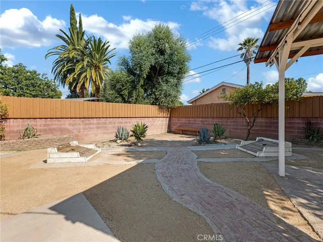 $899,000 | 19426 Blythe Street, Reseda, CA 91335