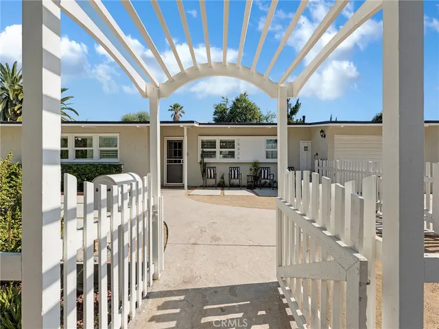 $899,000 | 19426 Blythe Street, Reseda, CA 91335