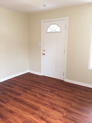 708 Spring Street Aurora, IL 60505 - Photo 7 of 15
