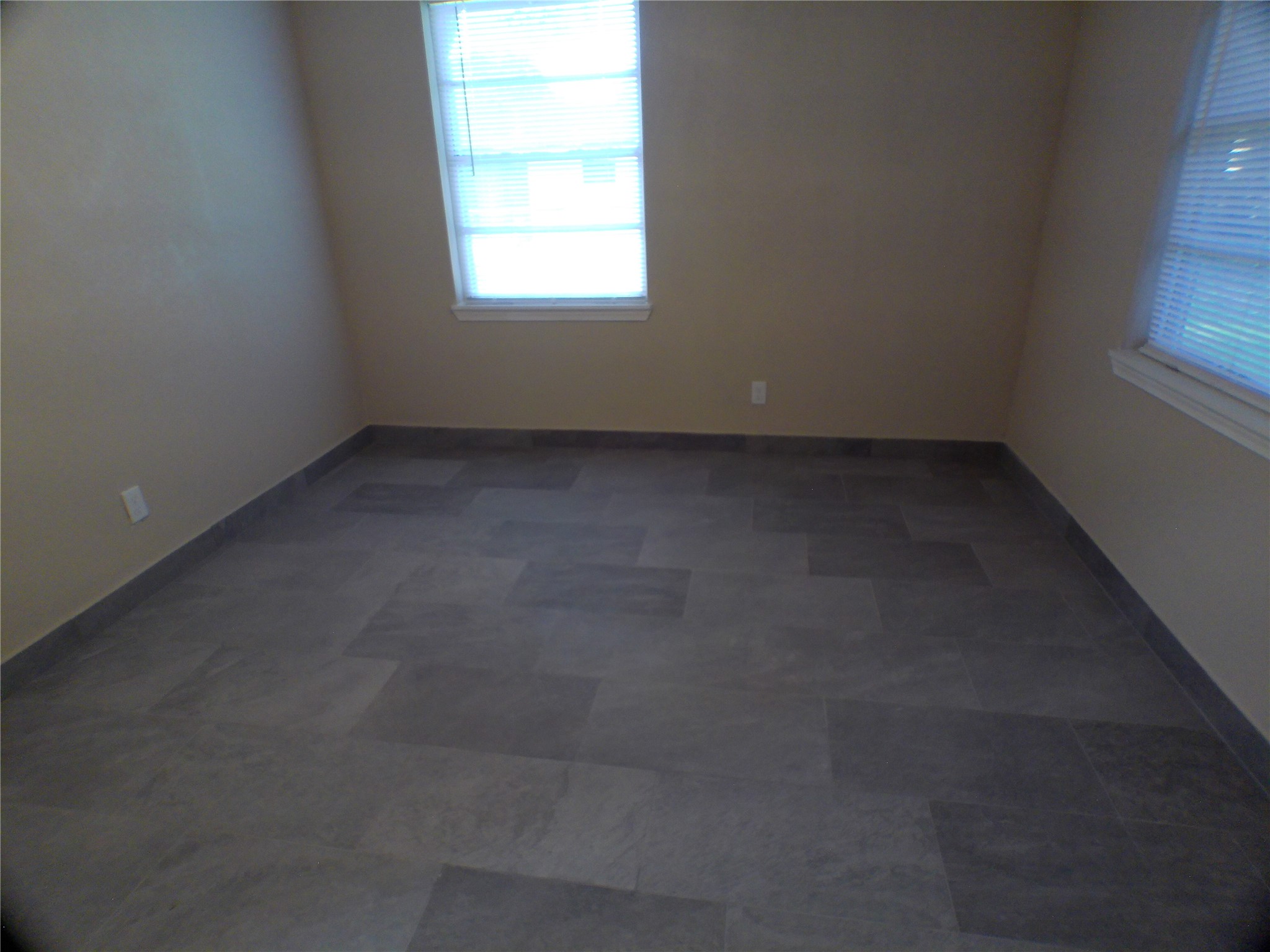 601 Fresa Road Pasadena, TX 77502 - Photo 12 of 32