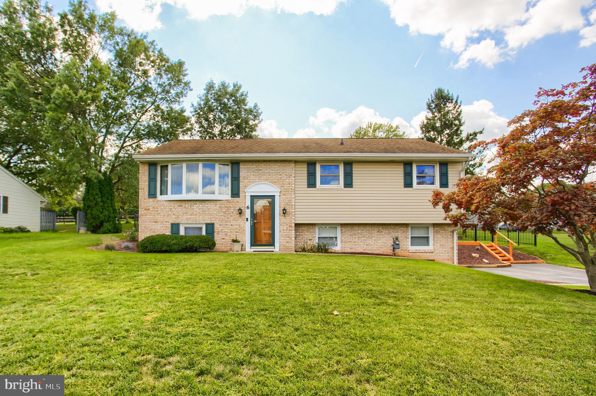 6 Logan Heights Road York, PA 17403 - Photo 3 of 42 Gallery Image 3