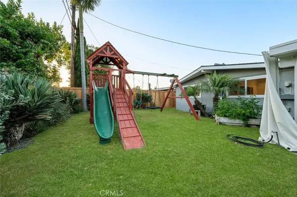 $7,300 | 271 Rose Lane, Costa Mesa, CA 92627