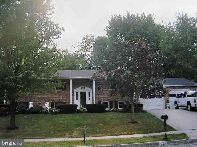 93 Deerfield Road Camp Hill, PA 17011 - Photo 1 of 7 Gallery Image 1