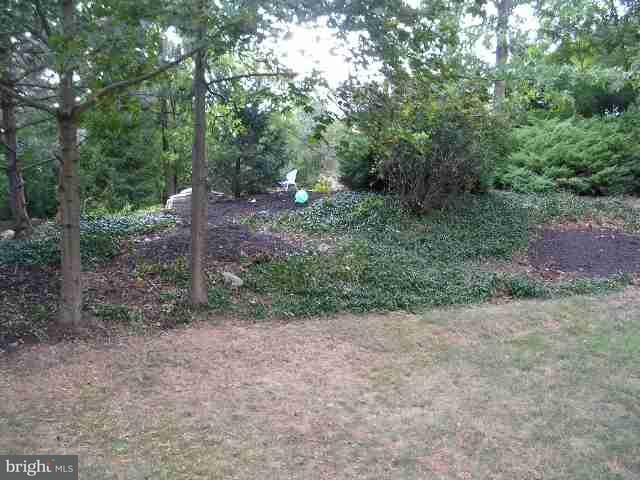 93 Deerfield Road Camp Hill, PA 17011 - Photo 3 of 7 Gallery Image 3