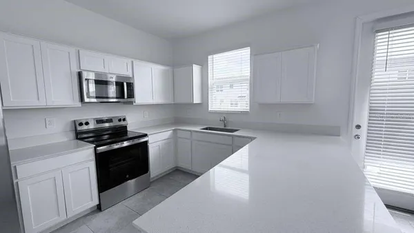 $2,300 | 207 Bogey Drive, Davenport, FL 33896