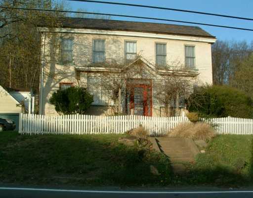 629 Virginia Rochester, PA 15074 - Photo 1 of 8 Exterior Front.
