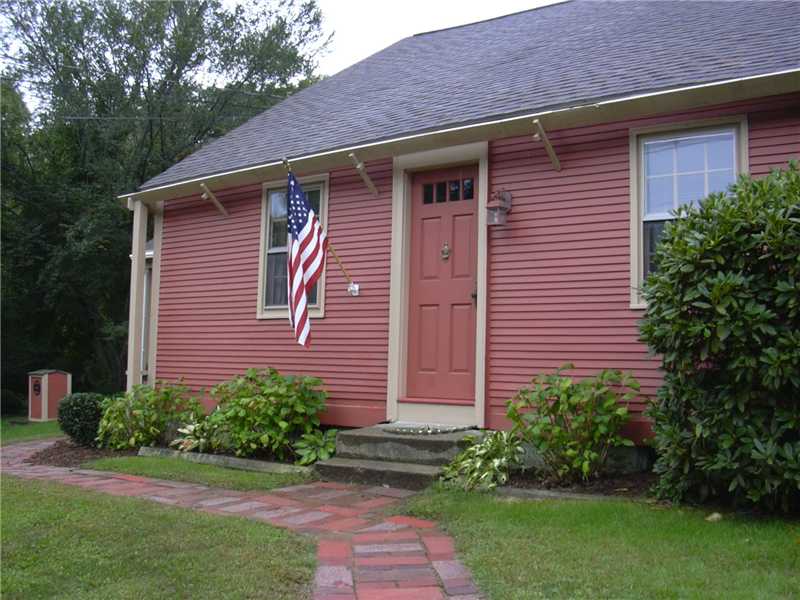 81 Capron Road Smithfield, RI 02917 - Photo 3 of 20 Exterior Front.