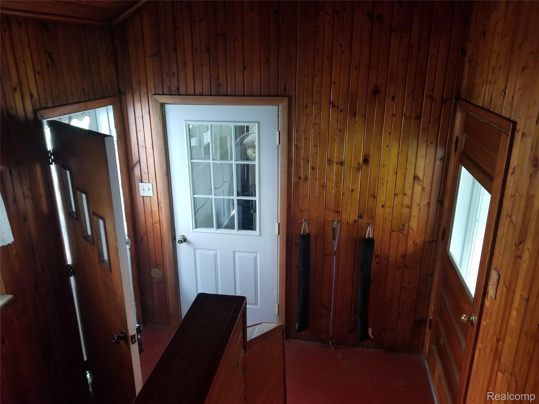 4364 Dove Road Port Huron, MI 48060 - Photo 20 of 23 20200930_092808.jpg