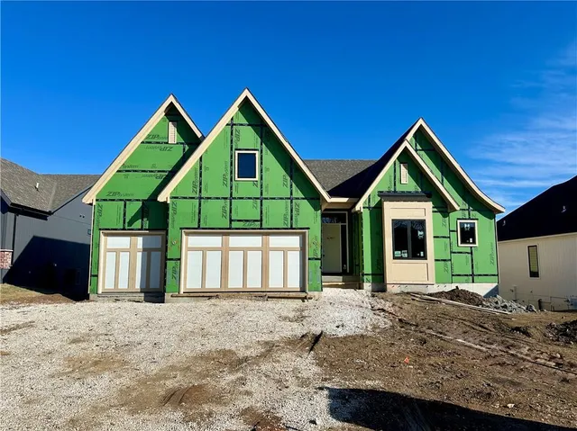 $1,117,660 | 17017 Parkhill Street, Overland Park, KS 66221