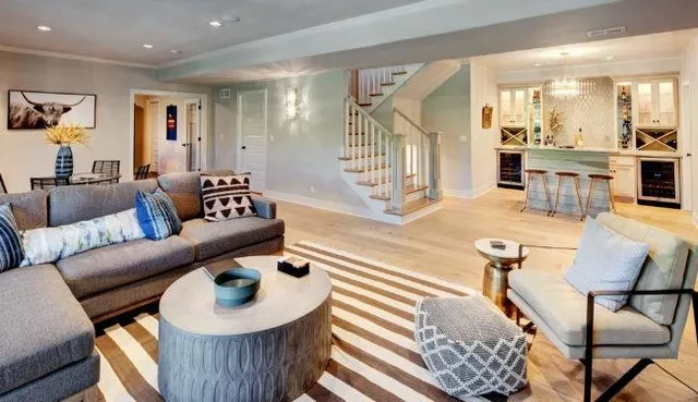 $1,117,660 | 17017 Parkhill Street, Overland Park, KS 66221