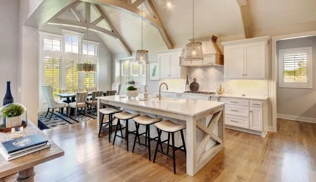 $1,098,517 | 17017 Parkhill Street, Overland Park, KS 66221