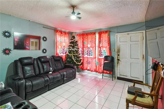 $140,000 | 1016 Aquavit Street, Gretna, LA 70053