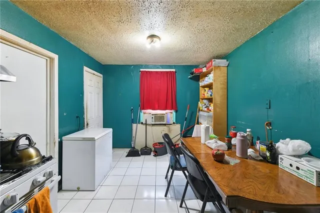 $140,000 | 1016 Aquavit Street, Gretna, LA 70053