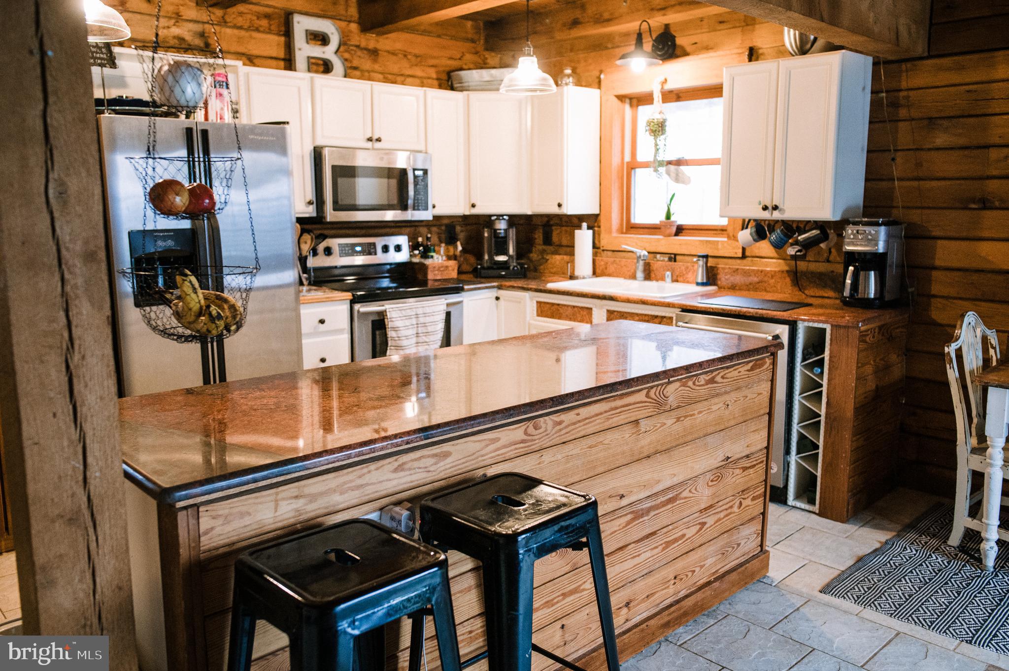 2304 Lookout Road Haymarket, VA 20169 - Photo 23 of 44 Seating area at Kitchen Island