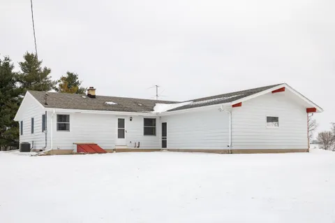 $385,000 | W1805 Highway 16, Watertown, WI 53094