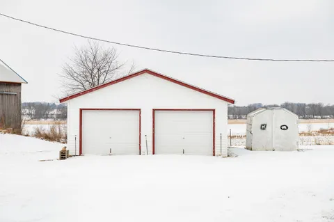 $385,000 | W1805 Highway 16, Watertown, WI 53094