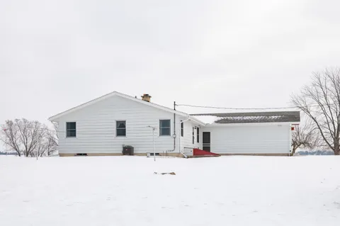 $385,000 | W1805 Highway 16, Watertown, WI 53094