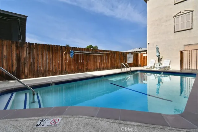 $549,000 | 13543 Moorpark Street, Unit 15, Sherman Oaks, CA 91423