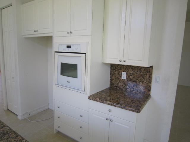 8716 Cobblestone Point Circle Boynton Beach, FL 33472 - Photo 14 of 32 Kitchen