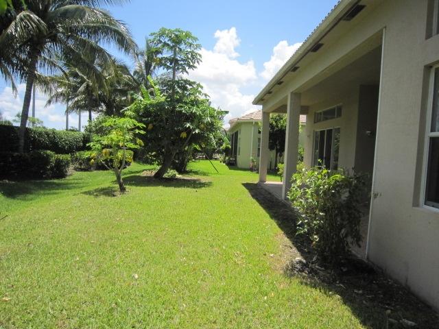 8716 Cobblestone Point Circle Boynton Beach, FL 33472 - Photo 3 of 32 Back yard/Exterior