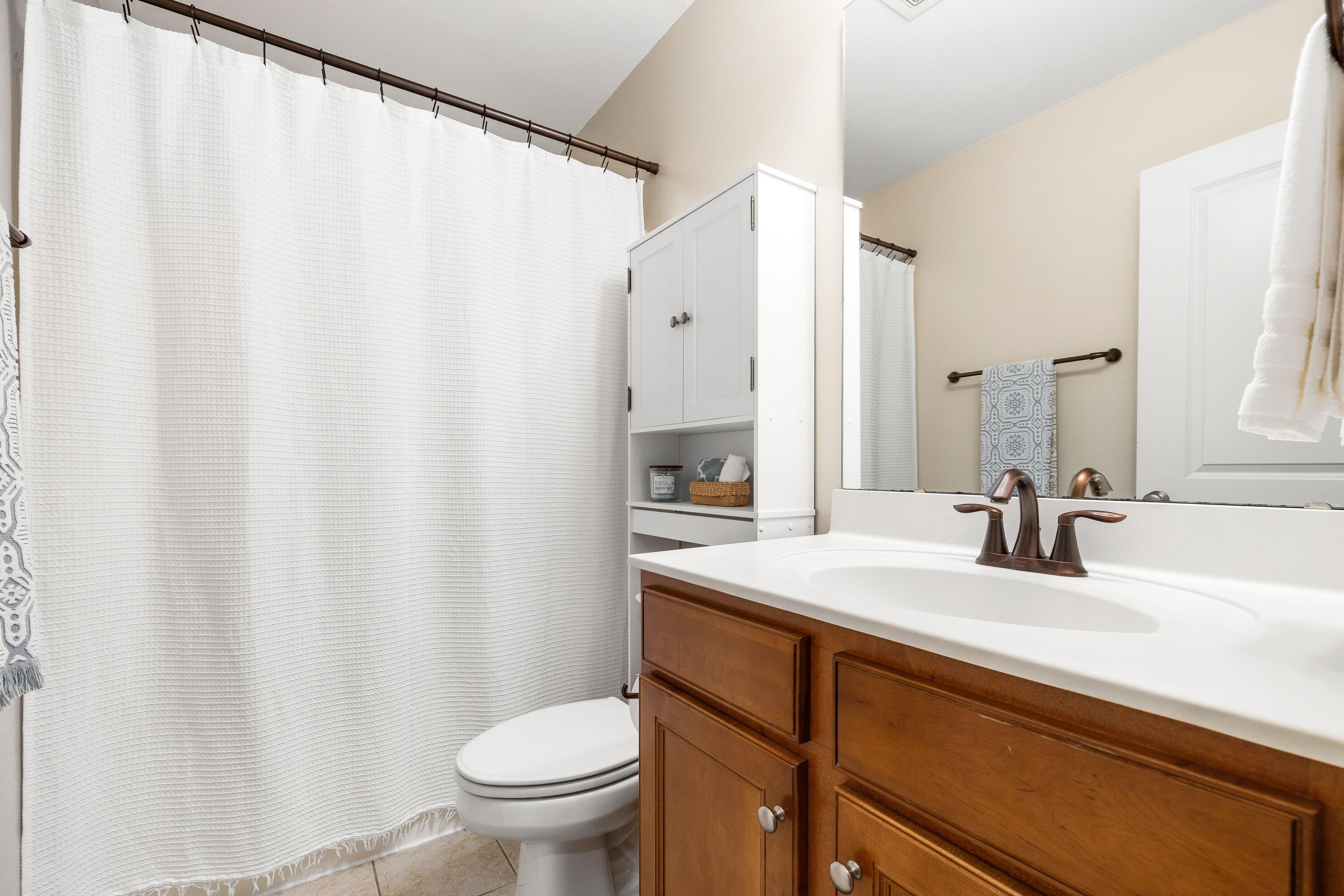 5471 Rising Tide North Charleston, SC 29420 - Photo 26 of 41 Upsair full bathroom