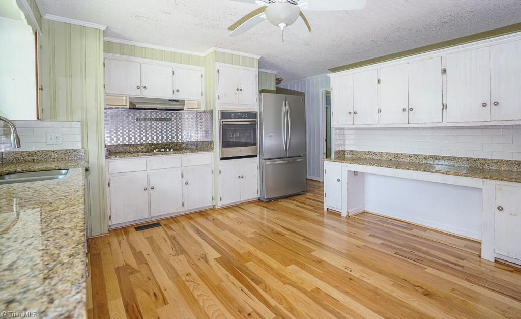 600 Shamrock Road High Point, NC 27265 - Photo 5 of 24 Gallery Image 5