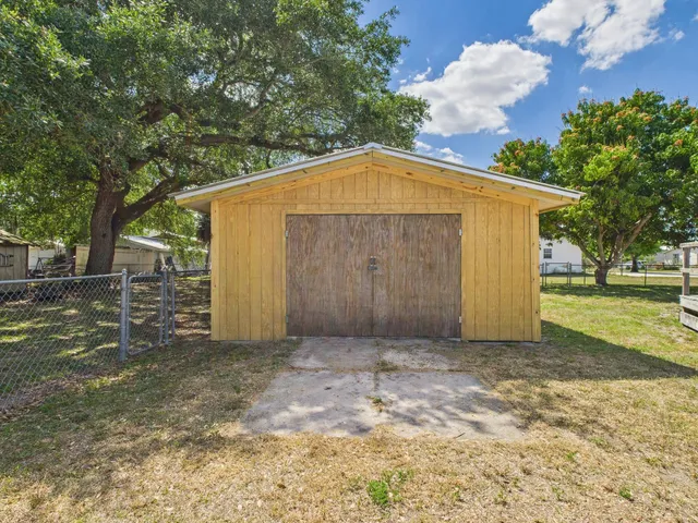 $299,000 | 1000 Southwest 4th Avenue, Okeechobee, FL 34974