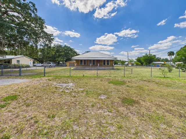 $299,000 | 1000 Southwest 4th Avenue, Okeechobee, FL 34974