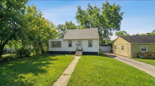 $134,900 | 2229 170th Street, Hazel Crest, IL 60429