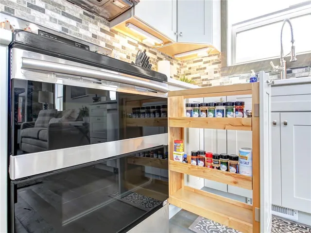 a view of a hallway with a closet