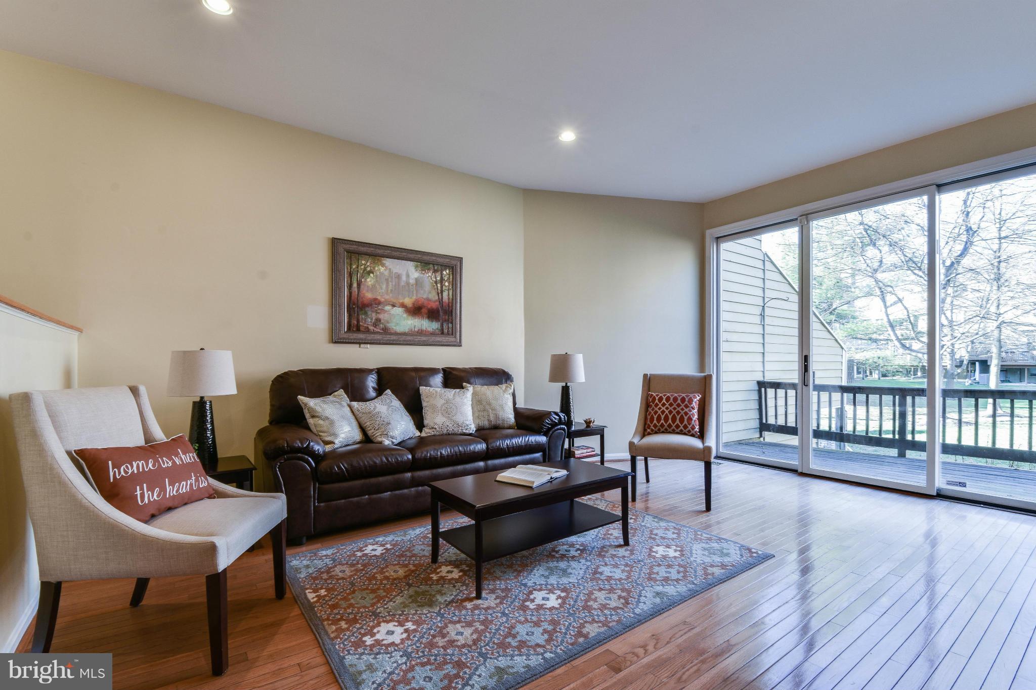 5181 Columbia Road, Unit 1146 Columbia, MD 21044 - Photo 10 of 25 Living Room