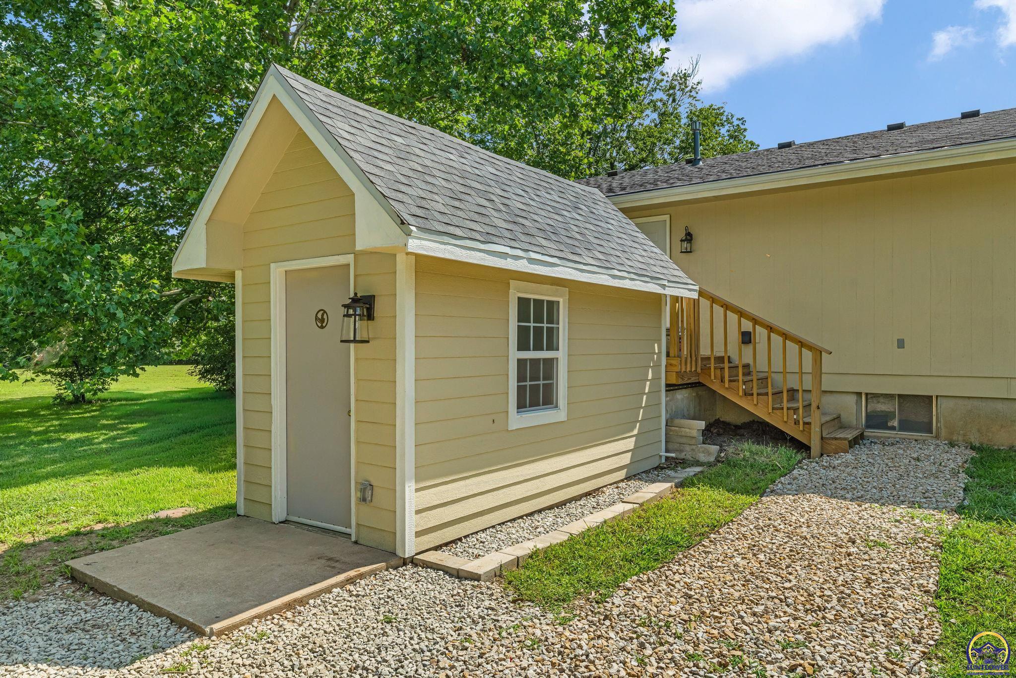 8011 Southeast Croco Road Berryton, KS 66409 - Photo 50 of 50
