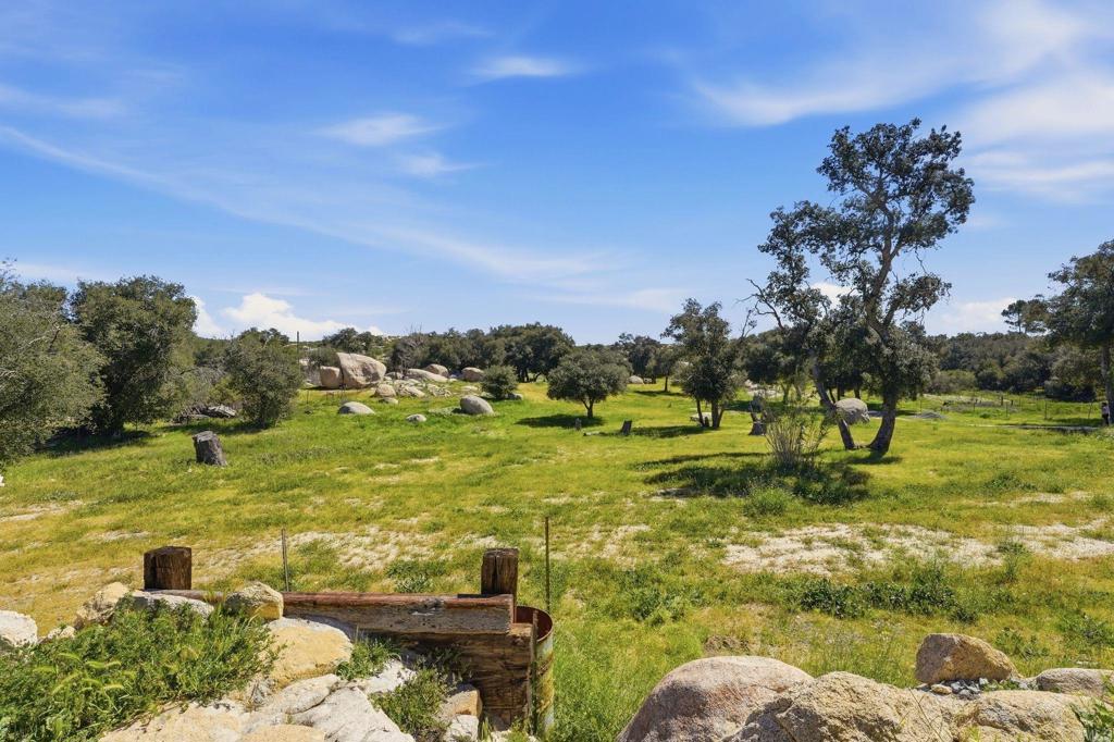 1176 Tierra Del Sol Road Boulevard, CA 91905 - Photo 19 of 25