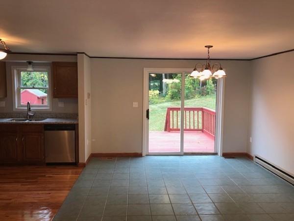 11 Colonial Road Worcester, MA 01602 - Photo 5 of 26