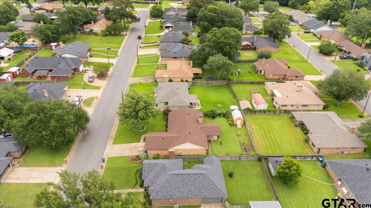 1915 Castlegate Street Henderson, TX 75654 - Photo 42 of 43