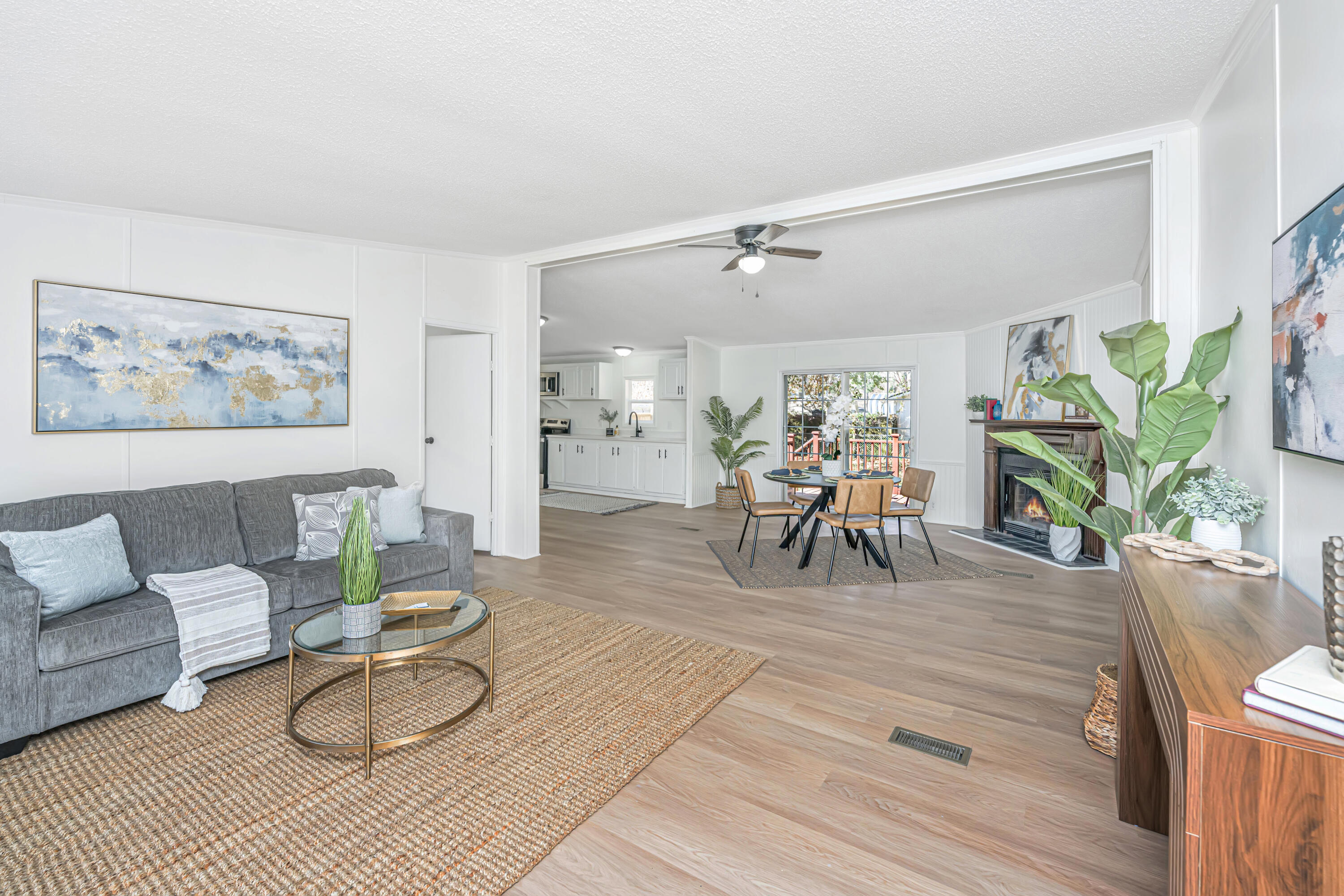 108 Ruth Anne Drive Summerville, SC 29483 - Photo 3 of 47 108RuthAnneDr009