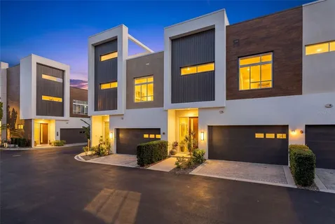 $965,000 | 234 Cosmopolitan Court, Sarasota, FL 34236