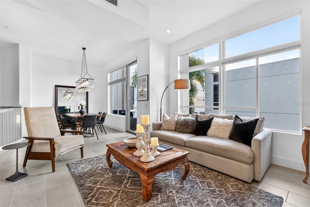 234 Cosmopolitan Court Sarasota, FL 34236 - Photo 11 of 38