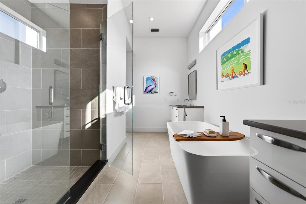 234 Cosmopolitan Court Sarasota, FL 34236 - Photo 19 of 38