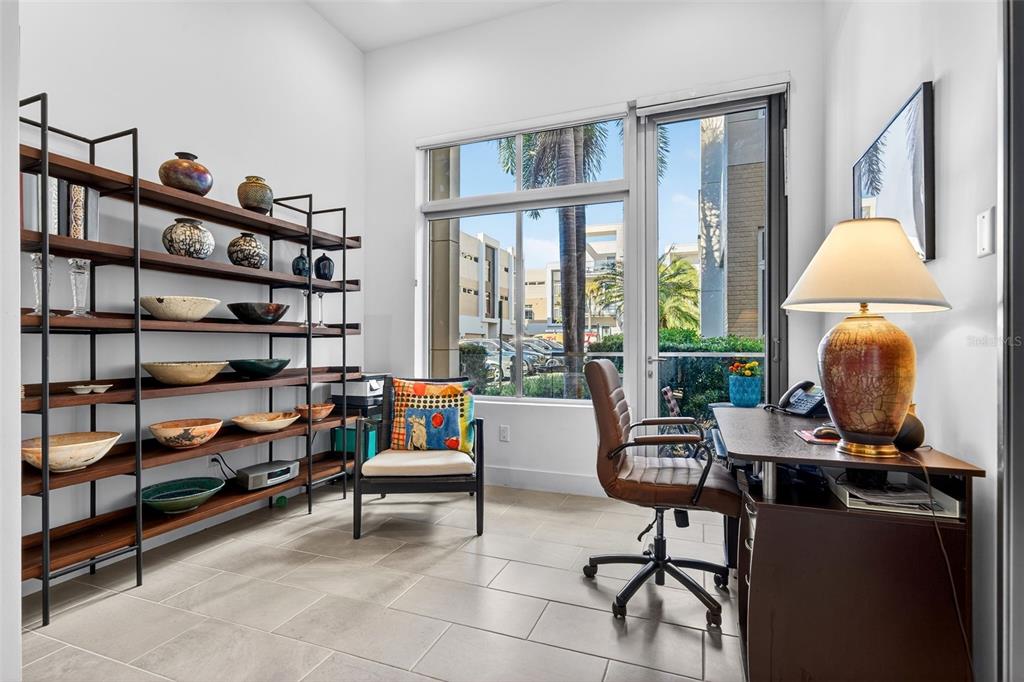 234 Cosmopolitan Court Sarasota, FL 34236 - Photo 20 of 38