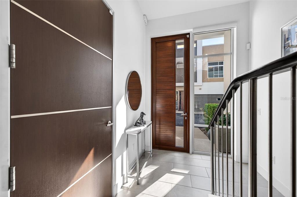 234 Cosmopolitan Court Sarasota, FL 34236 - Photo 22 of 38