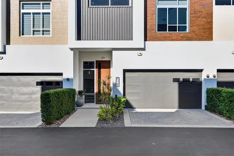 $965,000 | 234 Cosmopolitan Court, Sarasota, FL 34236