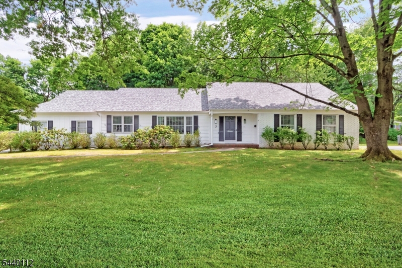 7 Village Road Florham Park, NJ 07932 - Photo 2 of 30