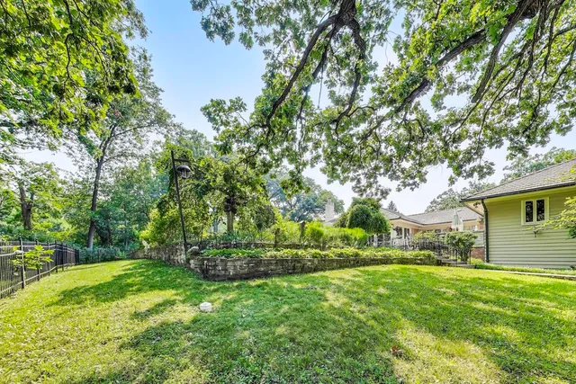 $3,950,000 | 6500 Shady Lane, Burr Ridge, IL 60527