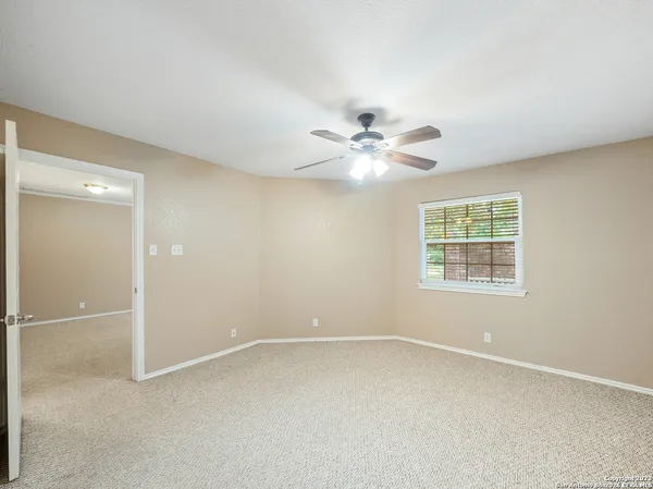 $1,100 | 11610 Vance Jackson, Unit 413, San Antonio, TX 78230
