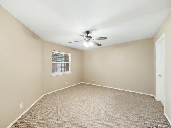 $1,100 | 11610 Vance Jackson, Unit 413, San Antonio, TX 78230