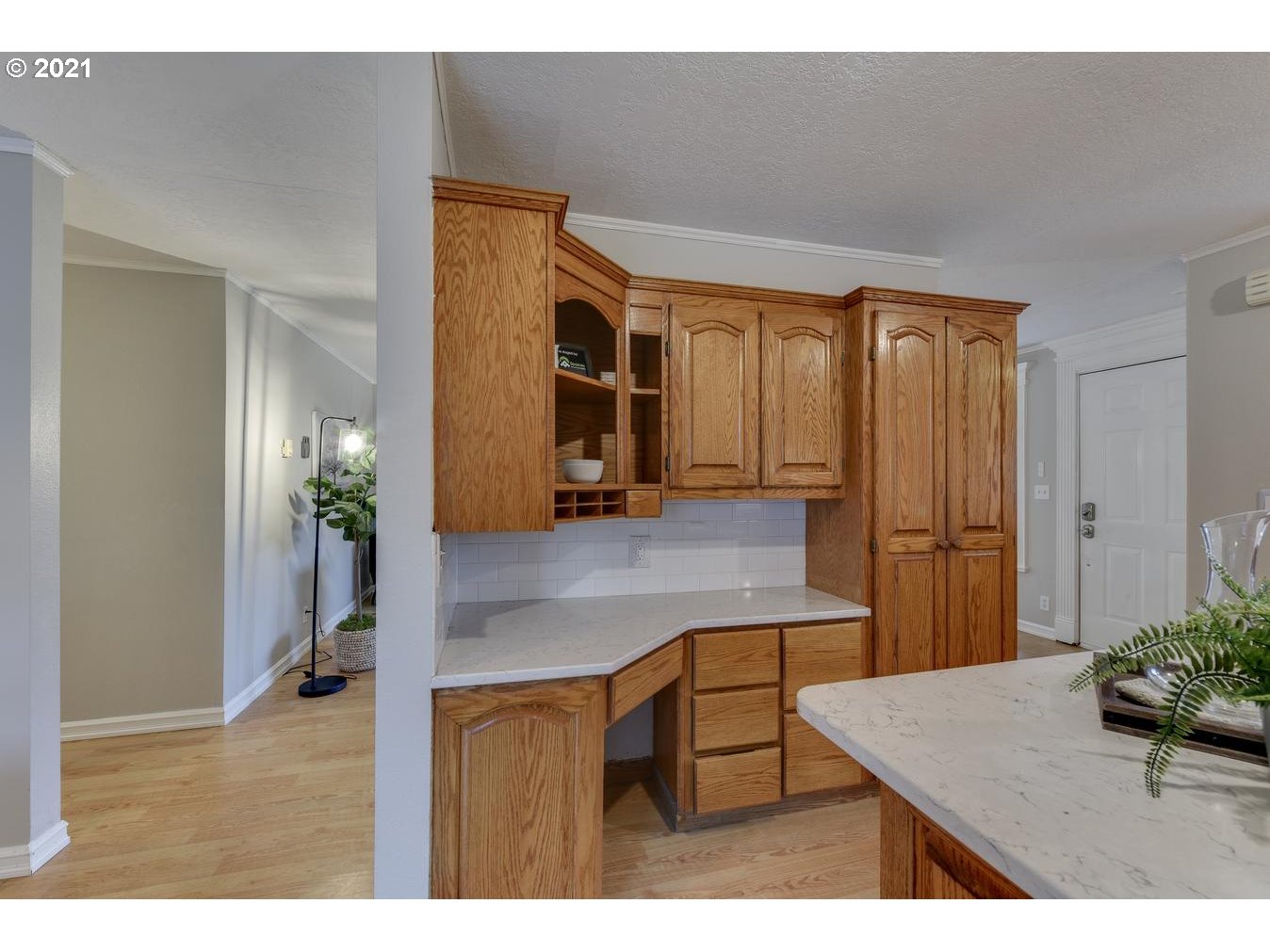 2078 Southwest Heiney Road Gresham, OR 97080 - Photo 9 of 29 Gallery Image 9