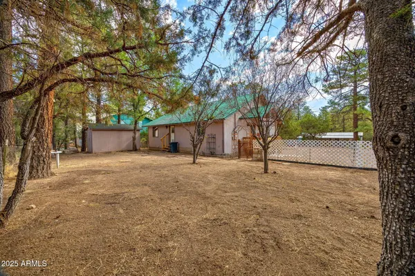 $340,000 | 2882 Verde Road, Overgaard, AZ 85933