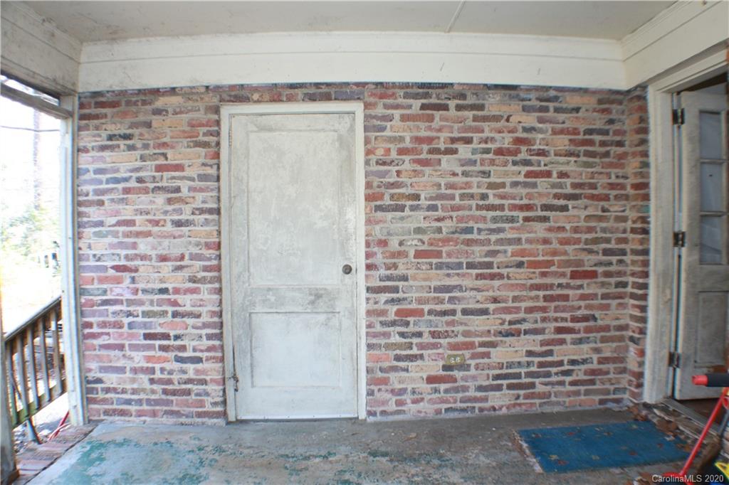 2935 Spring Valley Road Charlotte, NC 28210 - Photo 29 of 31 Gallery Image 29